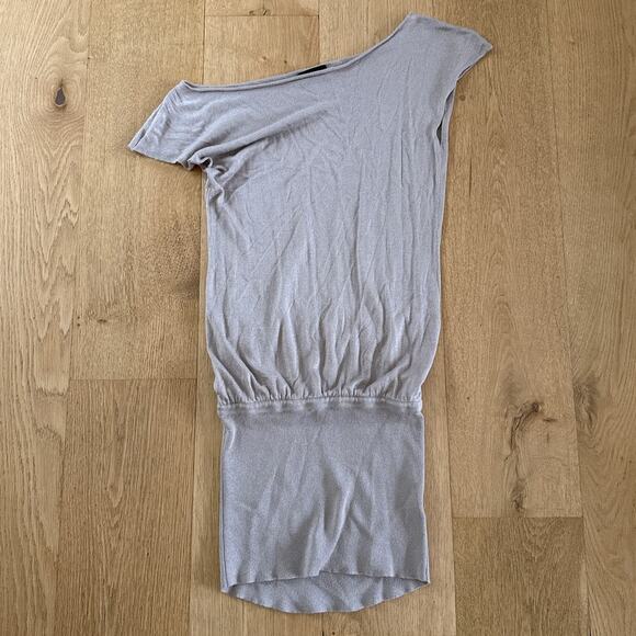 White Fox Mini Dress Off Shoulder Following My Instincts Size XXS Champagne - Picture 1 of 4